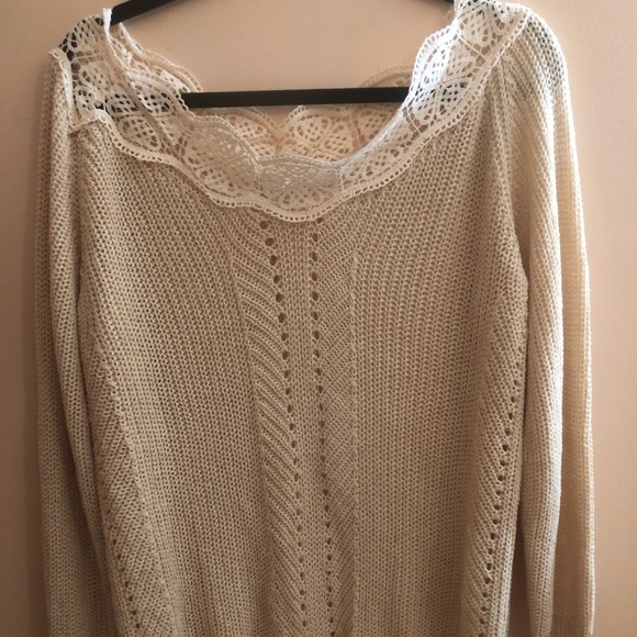 Off the shoulder sweater - Picture 1 of 2